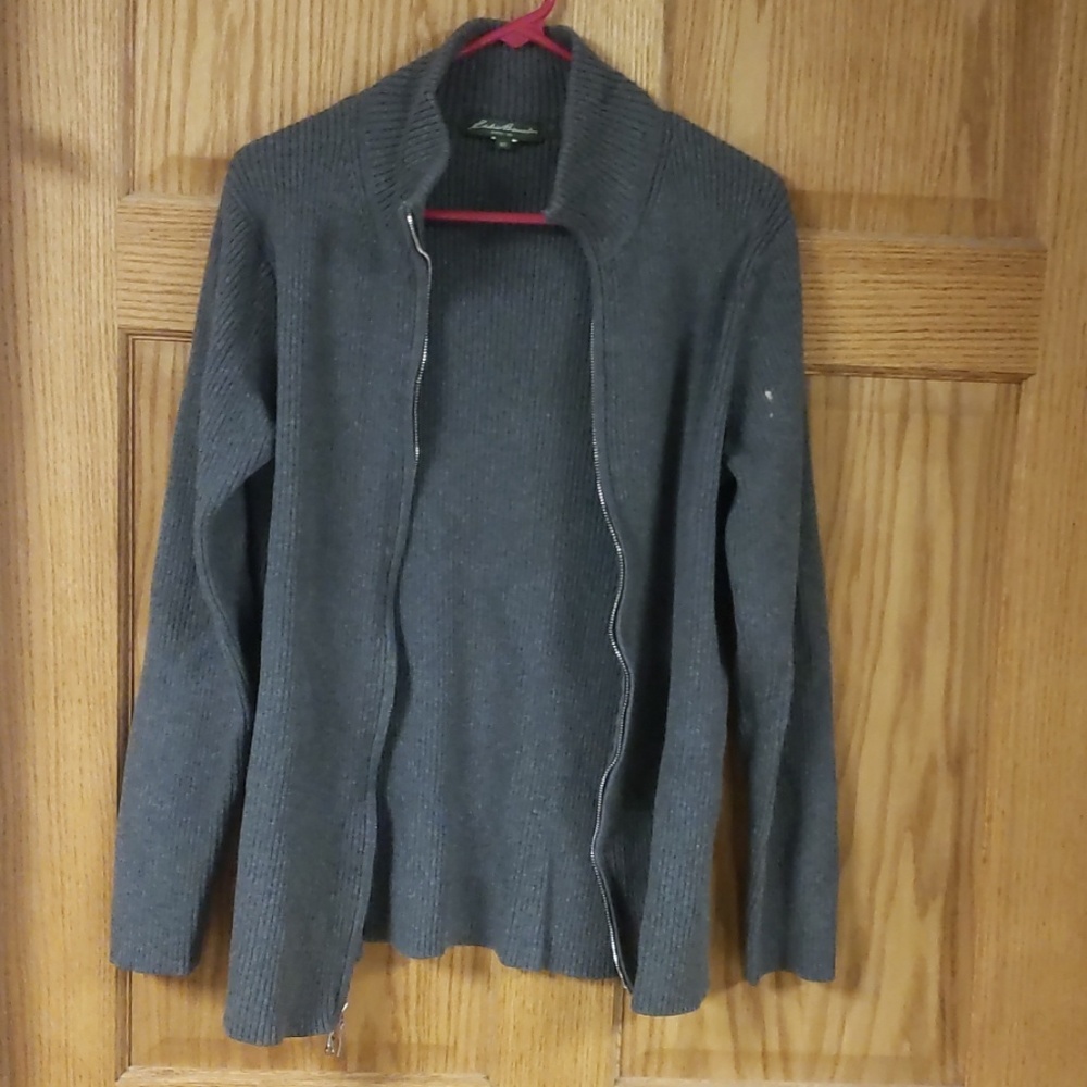 Gray sweater